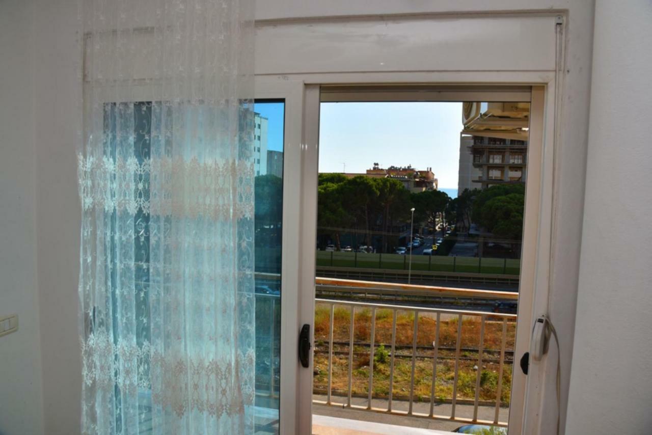Gzim'S Apartment Durrës Kültér fotó